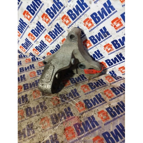 Кронштейн двигателя Renault Magnum DXI-13 RH (865), 20753358