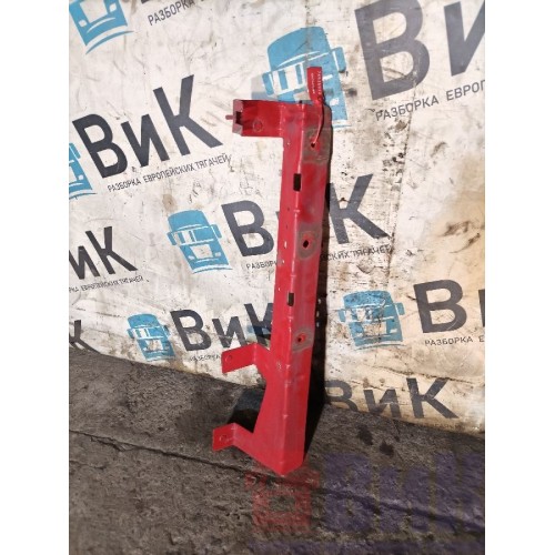 Кронштейн крепления дефлектора Volvo FH 13 103098 RH (922), 