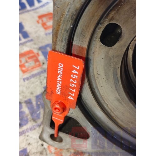 Фланец первичного вала КПП 16S181 DAF 95 577947 ZF (774), 1315402075-2