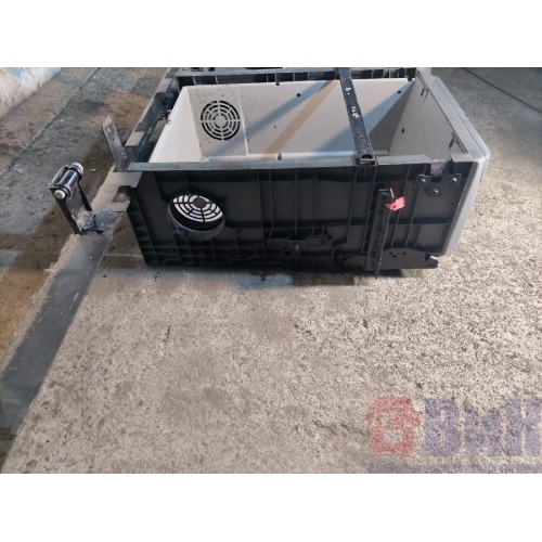 Ящик вещевой Volvo FH 13 103098 (ком-т из 2-х шт) под спалкой (760), 82066899-4