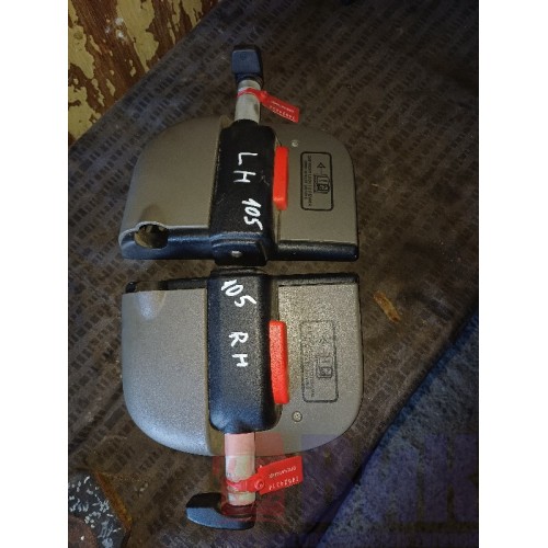 Замок двери ночной DAF 105 946058 (комплект LH/RH) внутренний  (334) (314), 1778878 1778-5