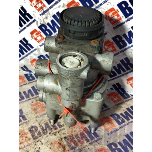 Кран управления тормозами прицепа DAF 95 505586 механический неориг. (714), 35220040010-1