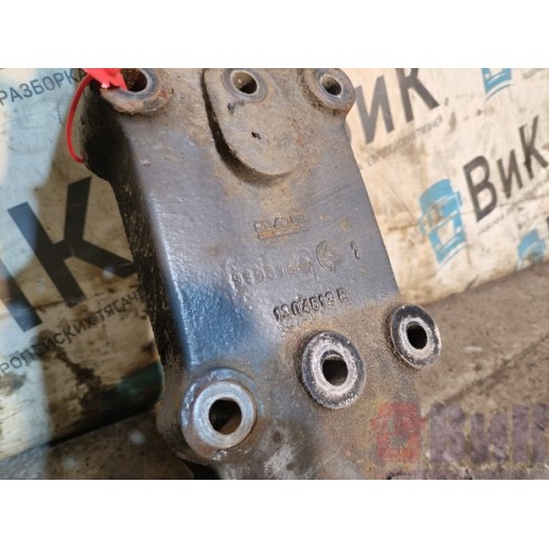 Кронштейн передней рессоры DAF 95 505586 задний RH (624), 1304513-2