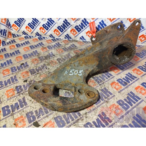 Кронштейн тормозной камеры DAF 95 505586 LH (526), 1317432-2