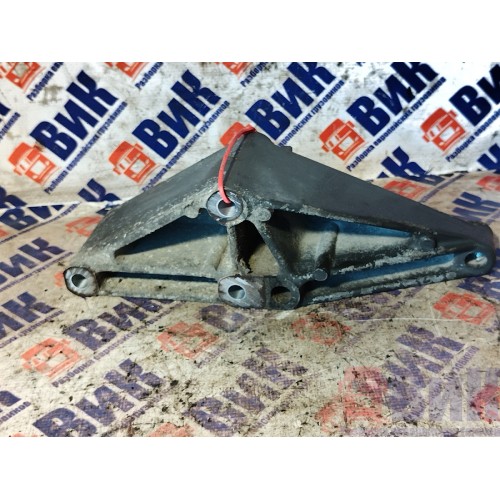 Кронштейн патрубка интеркулера (алюм.) DAF 105 МХ340 №А168677 (509), 1653294-1