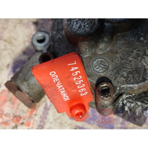 Топливный насос низкого давления (ТННД) DAF 105 MX340 №А061486 (363), 7018955150-4