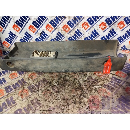 Накладка на подножку Scania P340 DC12 058929 RH (878), 1779119-4