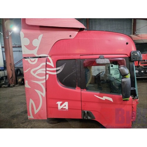 Кабина Scania P340 2010г 058929 DC12 частично разукомлектована с деф. (092), -15