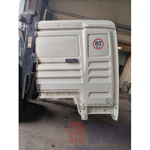 Часть кабины MAN TGA 460698 ш.к. (065), 