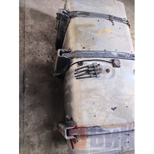 Бак топливный 600л Scania 058944 150х72х70 без крышки горловины (вареный) (749), 1517308-10