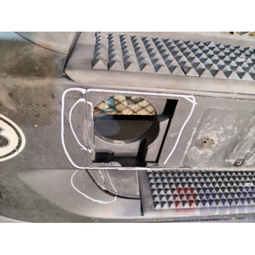 Бампер Iveco Stralis 380549 передний с деф. (552), 504173474-17