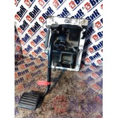 Блок педалей DAF 105 015999 (527)