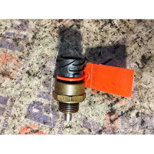 Датчик заднего хода Iveco Stralis 380549 ZF (487), 0501210058-3