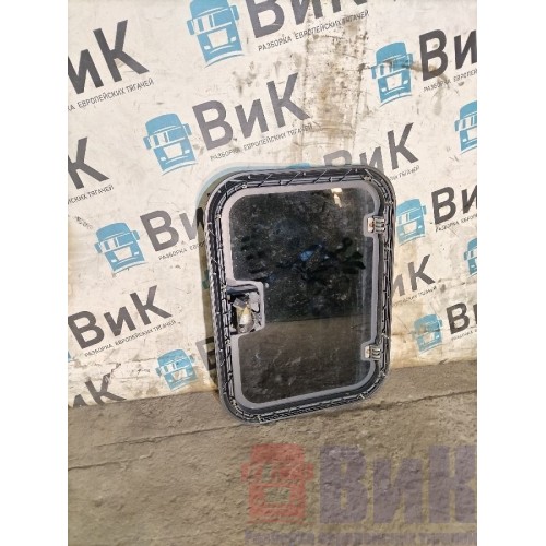 Люк Iveco stralis 240542 электрический (557), 504026263-2