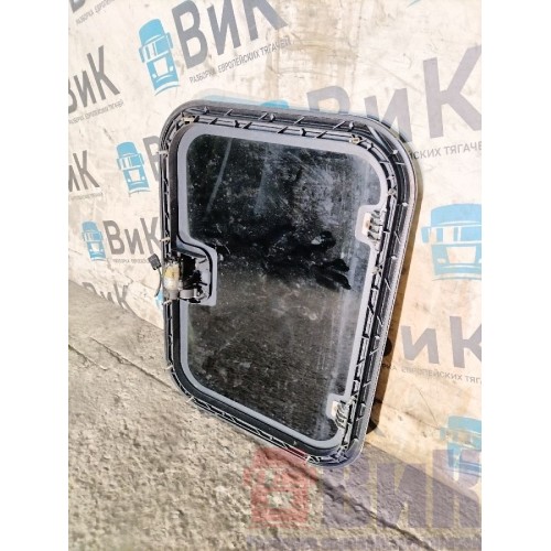 Люк Iveco stralis 240542 электрический (557), 504026263-7