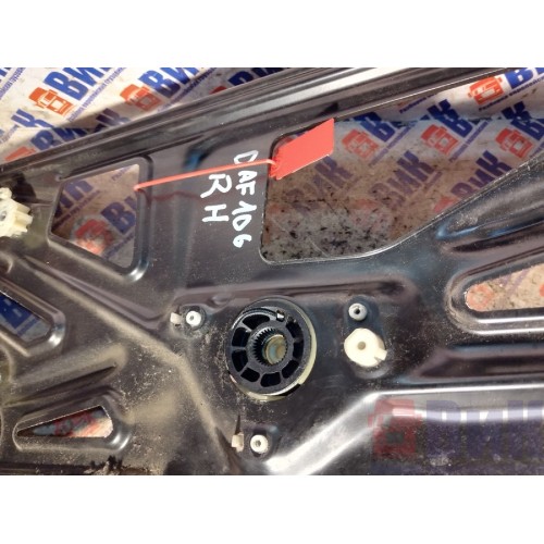 Стеклоподъемник DAF 106 049232 RH (165), 066097012-4