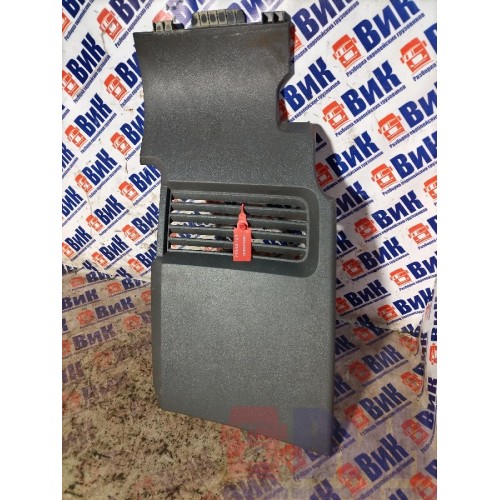 Накладка панели приборов DAF 106 049232 RH (147), 1830331