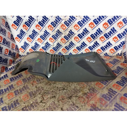 Накладка панели приборов DAF 106 049232 RH (147), 1830331-2