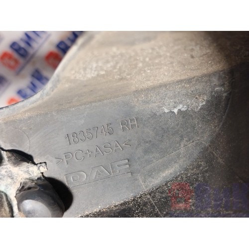 Накладка ручки передней панели DAF 106 049232 RH (086), 1835745-2