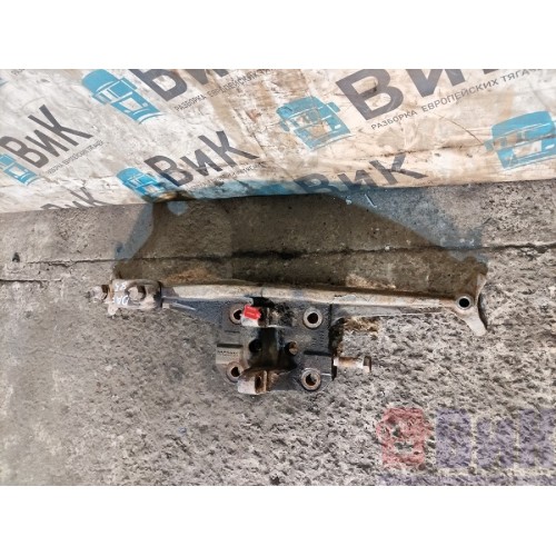 Кронштейн пневмоподушек DAF 85 CF 532175 LH (стар.обр.) (030), 1368260-1