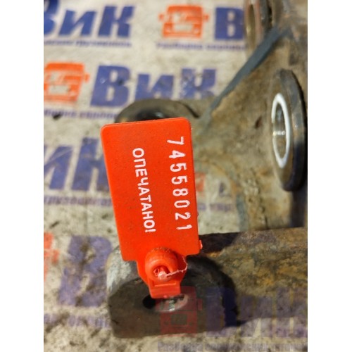 Кронштейн усилителя бампера DAF 85 CF 532175 LH (021), 1368877-3