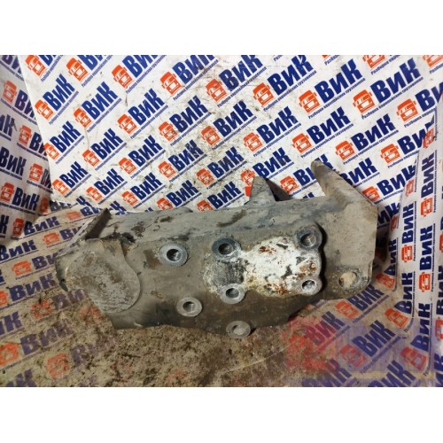 Кронштейн бампера DAF 85 CF 532175 LH (046), 1372805-1