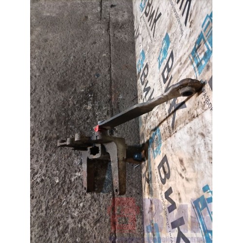 Кронштейн буксировочный DAF 85 CF 532175 RH (012), 1370064-5