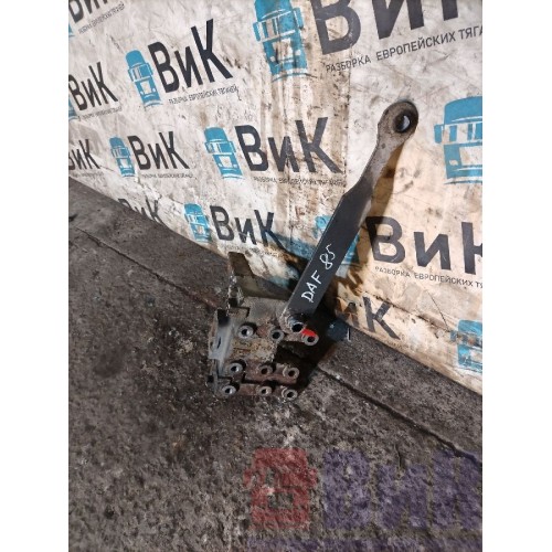 Кронштейн буксировочный DAF 85 CF 532175 RH (012), 1370064-6