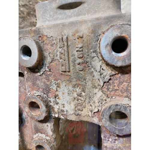 Кронштейн буксировочный DAF 85 CF 532175 RH (012), 1370064-1