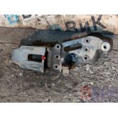 Кронштейн передней рессоры DAF 85 CF 532175 задний LH (014)