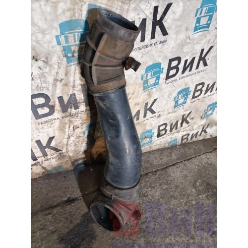 Патрубок воздушного фильтра DAF 85 CF 532175 в сборе (658), 1371791-3