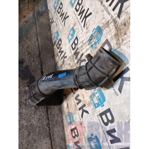 Патрубок воздушного фильтра DAF 85 CF 532175 в сборе (658), 1371791-4