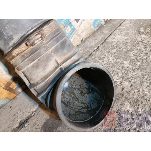 Патрубок воздушного фильтра DAF 85 CF 532175 в сборе (658), 1371791-5