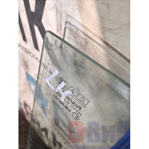 Стекло двери (форточка) DAF 105 LH с деф. (667), -11