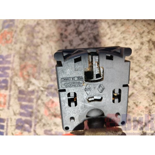 Подрулевой переключатель Renault Premium 006690 (повороты, свет) (948), 34582102-8