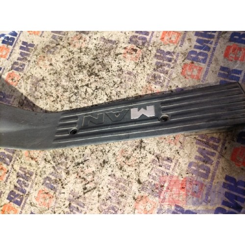 Накладка на порог кабины MAN TGS н.к. RH (881), 81615100790-6