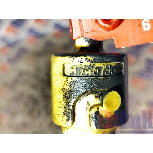 Щуп масляный DAF 105 MX340 066824 в сборе с рубашкой (819), 1746736-4