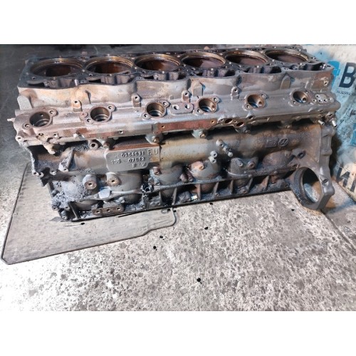 Блок цилиндров двигателя DAF 105 МХ340 №А132516 (670), 0964631-9