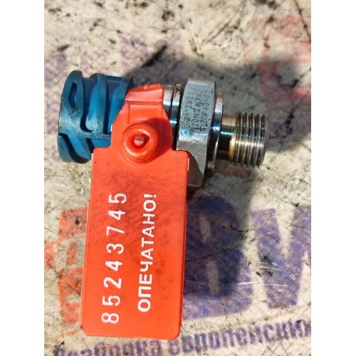 Датчик давления топлива DAF 105 МХ340 №А132516 (745), 2132521-2