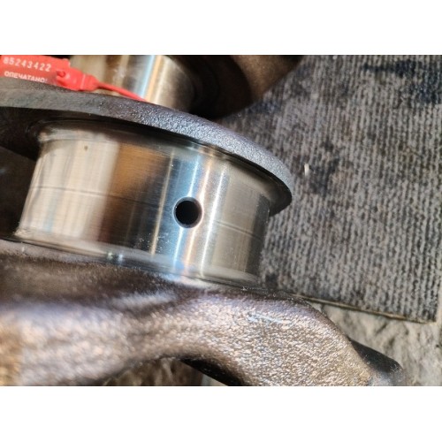 Коленчатый вал (коленвал) Renault T 007618 DTI 11 (422), 21663213-15