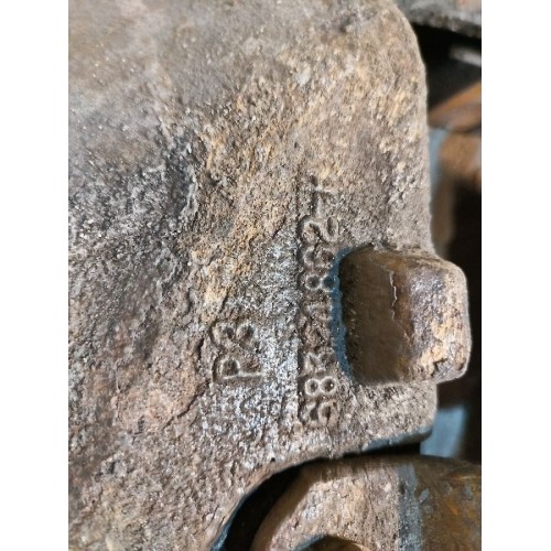 Суппорт передний Renault Premium 017163 MERITOR RH (236), 6834862-6