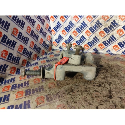 Кронштейн переднего стабилизатора Renault Premium 017163 RH (234), 883484-6