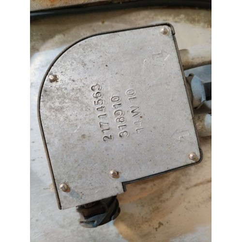 Бак топливный Renault Premium 007743 153х71х69  D-образ. с топливозаборником и крон-ми (812), 21714563-22