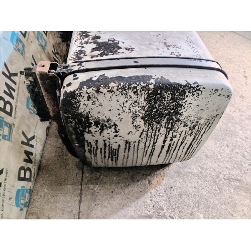 Бак топливный Iveco Stralis 241774 180х70х63 с топливозаборником и кронш-ми деф. (821), 41042847-9