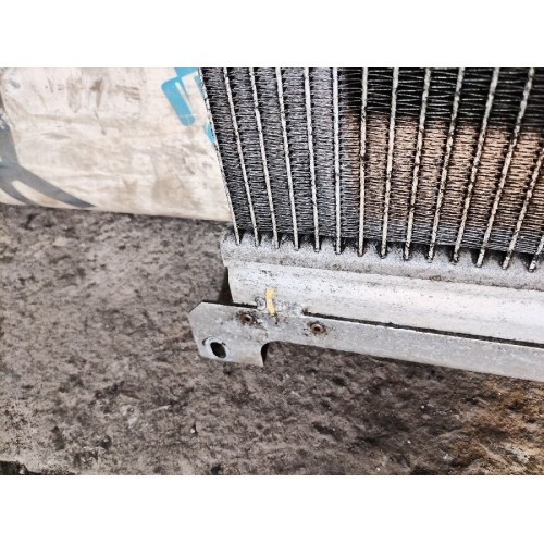 Радиатор кондиционера Iveco Stralis 241774 деф. (275), -10