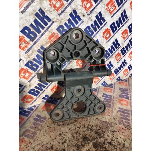 Петля капота Iveco Stralis 241774 (253), 504306106-4