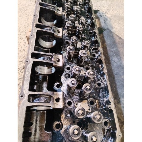 Головка блока цилиндров (ГБЦ) Iveco Stralis 380549 Cursor 10 (290), 504116566-2