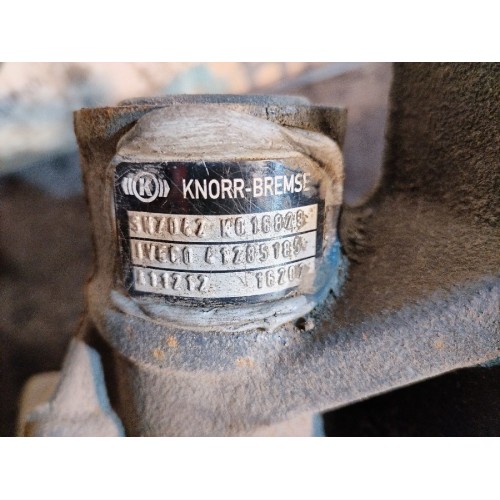 Суппорт передний Iveco Stralis 241774 KNORR RH (339), 41285185-2