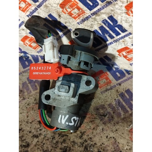 Замок зажигания Iveco Stralis 241774 Cursor 10 с ключом TRV (274), 504255395