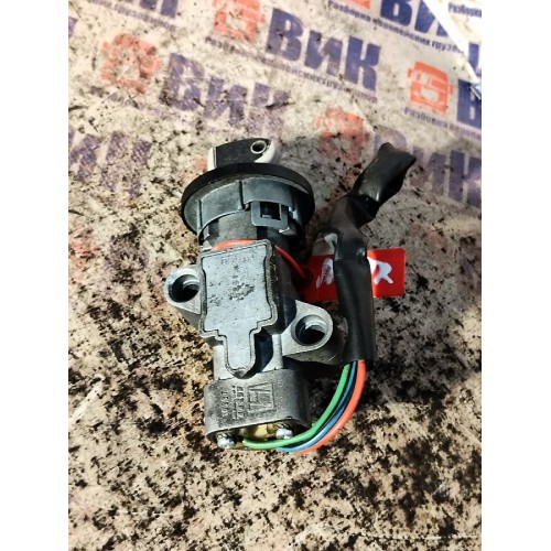 Замок зажигания Iveco Stralis 241774 Cursor 10 с ключом TRV (274), 504255395-1